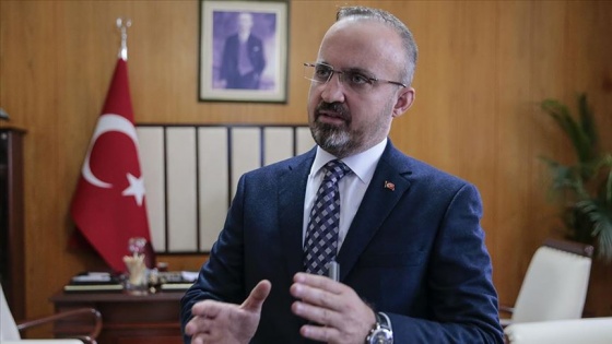 AK Parti Grup Başkanvekili Turan: Avrupa Parlamentosunda bayrak yırtmak şarlatanlıktır