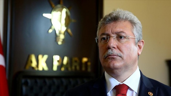 AK Parti'li Akbaşoğlu CHP'li Özkoç'u istifaya davet etti