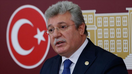 AK Parti'li Akbaşoğlu'ndan Ayasofya açıklaması
