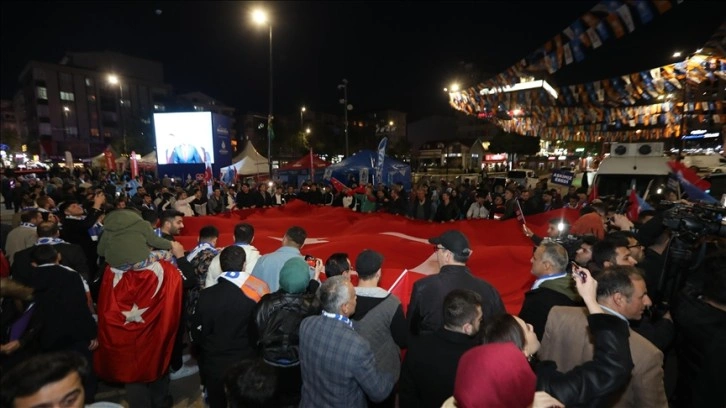 AK Parti'den İstanbul'da 