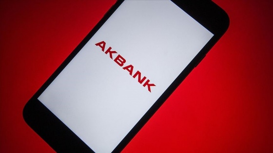 Akbank'tan hizmet kesintilerine ilişkin açıklama