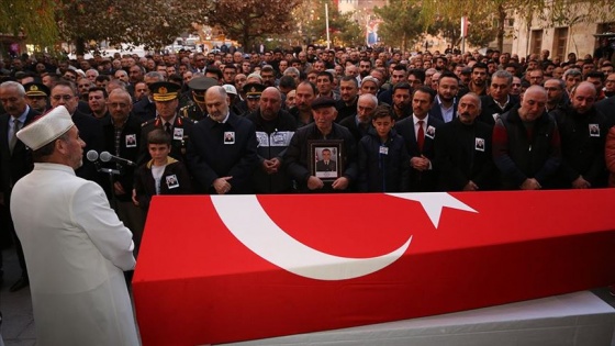 Akçakale'deki havan saldırısında şehit olan Tekin son yolculuğuna uğurlandı