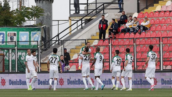 Akhisar Belediyespor farklı galip