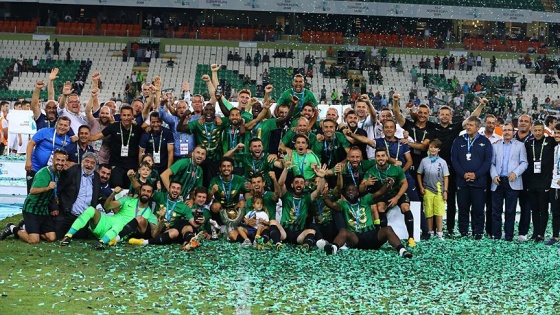 Akhisarspor'dan tarihi başarı