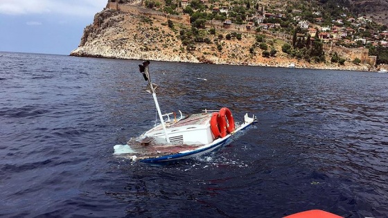 Alanya'da batan teknede biri çocuk 4 kişi kurtarıldı