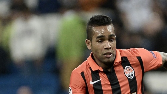 Alex Teixeira, Beşiktaş için İstanbul'a geliyor