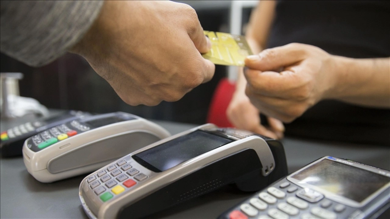 Alışveriş sırasında 'telefon numarası istemek için' bilgilendirme gerekiyor