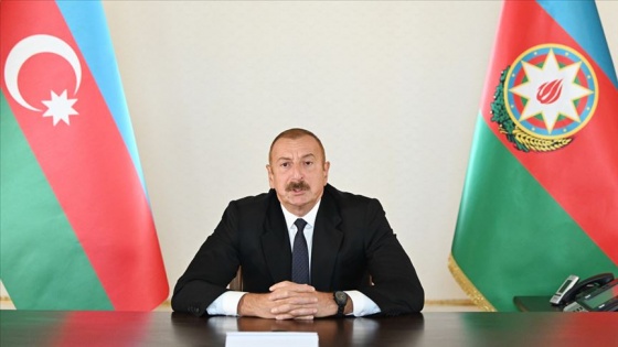 Aliyev: Sorun, Azerbaycan ile Ermenistan dışına çıkamaz