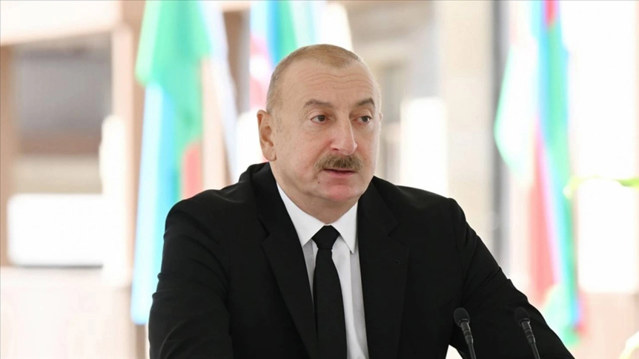 Aliyev: Ulaşım koridorlarının kapasitesini artırmak için ek yatırımlar yapıyoruz