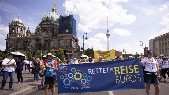 Alman turizmciler hükümetten yardım istedi