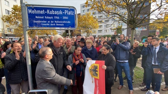 Almanya'da ırkçı cinayet kurbanı Mehmet Kubaşık'ın ismi bir meydana verildi