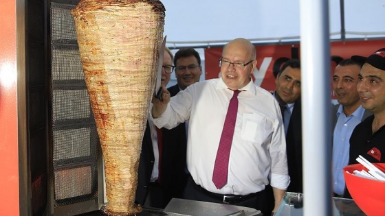 Almanya Ekonomi ve Enerji Bakanı Altmaier döner kesti