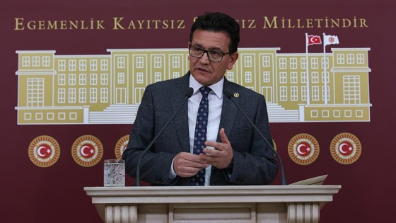 'Almanya teröristlere kapılarını açıyor, mazlumlara kapatıyor'