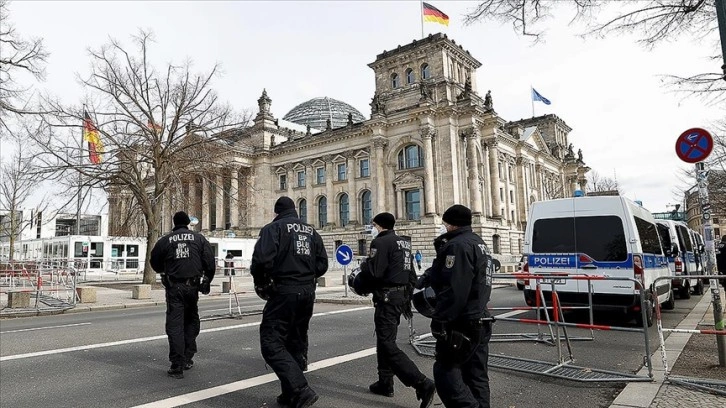Almanya'da aşırı sağcıların işlediği suçlar yüksek seviyede seyrediyor