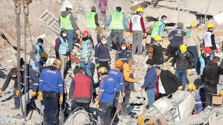 Alperen Şengün'den depremzedeler için destek kampanyası