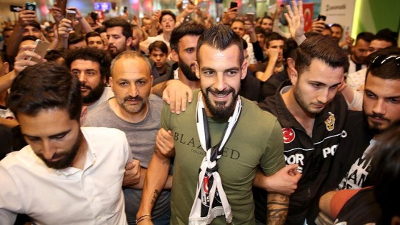 Alvaro Negredo İstanbul'a geldi