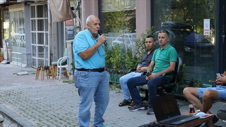 Amasya'daki Gümüşlü Mahallesi esnafı güne 