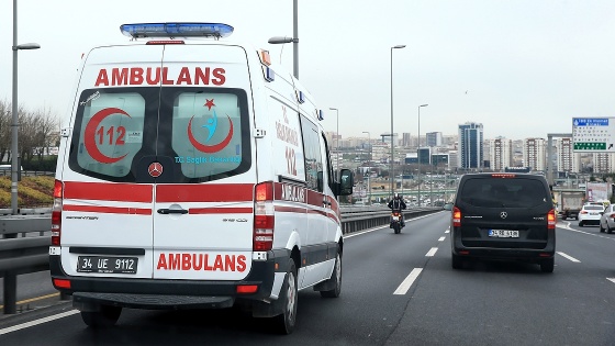 Ambulansa yol vermeyen sürücüye bin 320 lira ceza