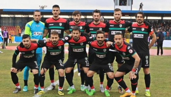 Amedspor kafilesine Sivas'ta otel verilmedi!