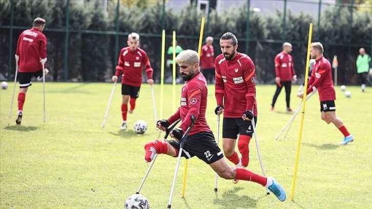 Ampute Futbol Milli Takımı ilk maçında Fransa'yı 3-0 yendi