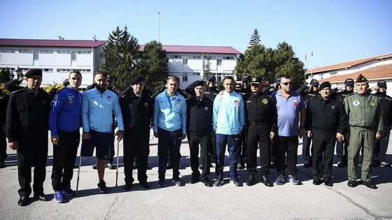 Ampute Milli Futbol Takımı'ndan JÖAK'a ziyaret