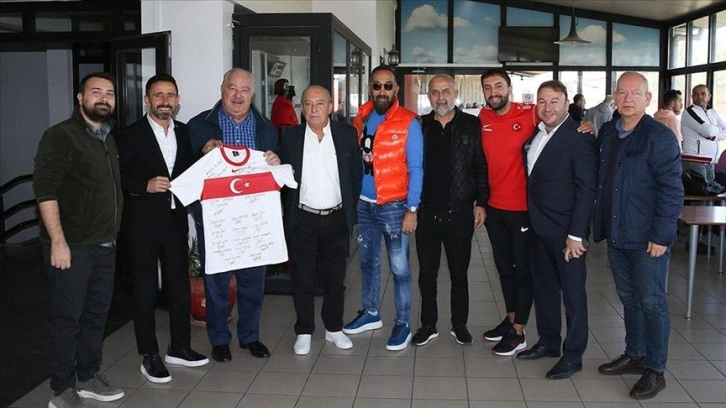 Ampute Milli Futbol Takımı'ndan Gençlerbirliği'ne ziyaret