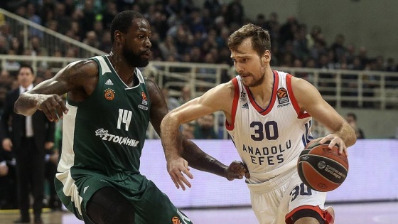 Anadolu Efes grupta 12. yenilgisini aldı