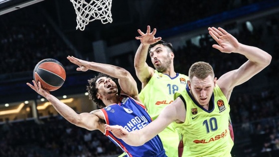 Anadolu Efes İspanya'da avantaj peşinde