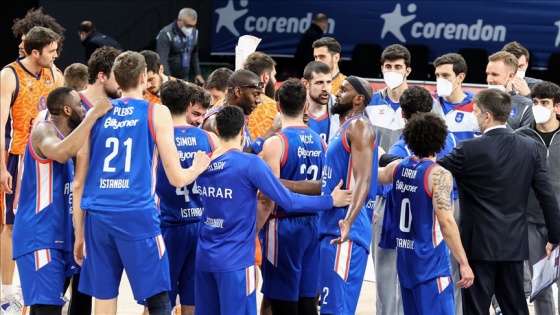 Anadolu Efes THY Avrupa Ligi'nde 16. galibiyetini aldı