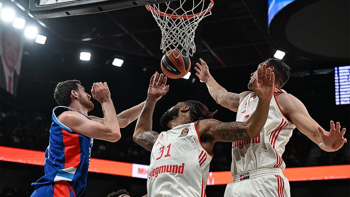 Anadolu Efes THY Avrupa Ligi'nde Bayern Münih'i rahat geçti