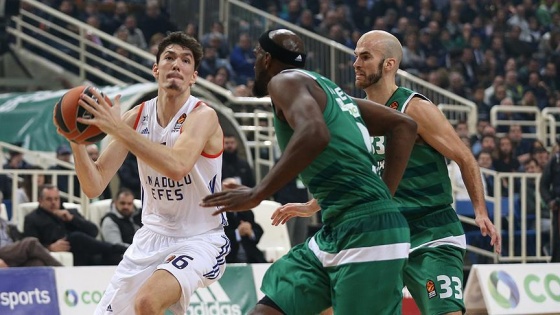 Anadolu Efes, uzatmada yenildi