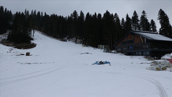 'Anadolu'nun yüce dağı'Ilgaz kayak sezonu için kar bekliyor