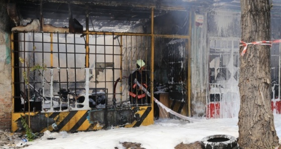 Ankara’da korkutan yangın: 7 dükkan küle döndü