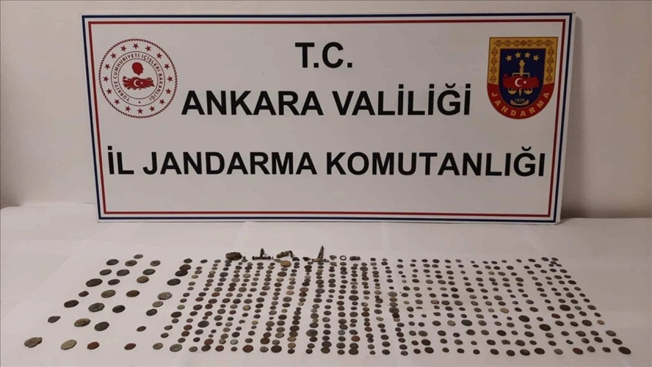 Ankara'da tarihi eser niteliği taşıyan 530 obje ve sikke ele geçirildi