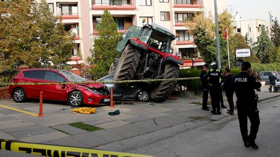 Ankara'da traktörle araçlara çarpan kişi tutuklandı