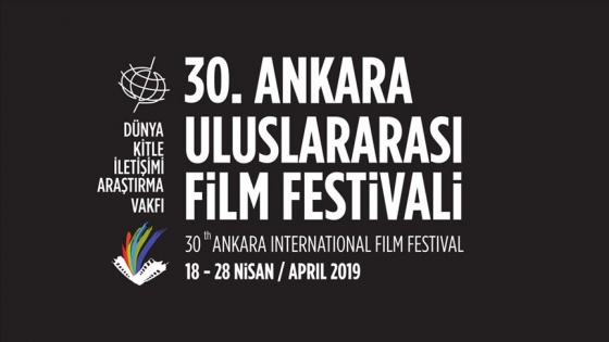 Ankara Film Festivali'nden 'Karanlıkta Islık Çalanlar'a ödül