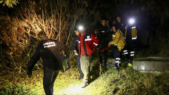 Ankara Kalesi'nden düşen kişi yaralandı