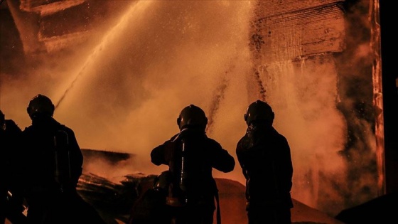Ankara Siteler'de çıkan yangın çevredeki binalara sıçradı
