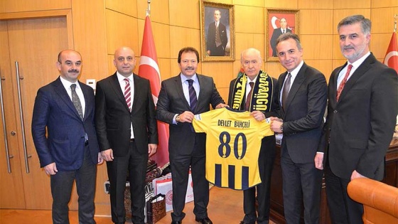 Ankaragücü Başkanı Yiğiner, Bahçeli'yi ziyaret etti