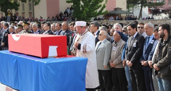 Annesine ev almış banka kredisi ödüyordu!