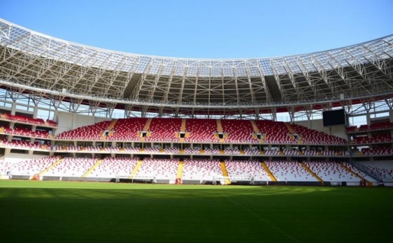 Antalya Arena kapılarını açıyor!