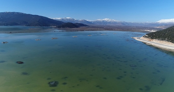 Antalya'da Avlan Gölü dondu