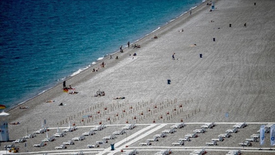 Antalya'da sahiller hareketlendi