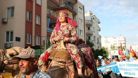 Antalya'da 'yörük göçü' canlandırıldı