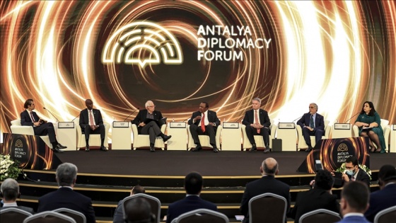 Antalya Diplomasi Forumu'nda küresel sorunların çözümünde iş birliği mesajı verildi