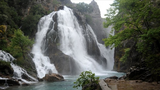 Antalya'nın gizli cenneti: Uçansu Şelalesi