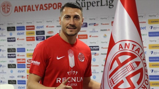 Antalyaspor Adis Jahovic'i transfer etti