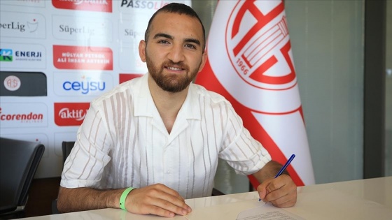 Antalyaspor, ümit milli futbolcu Erkan Eyibil'i transfer etti