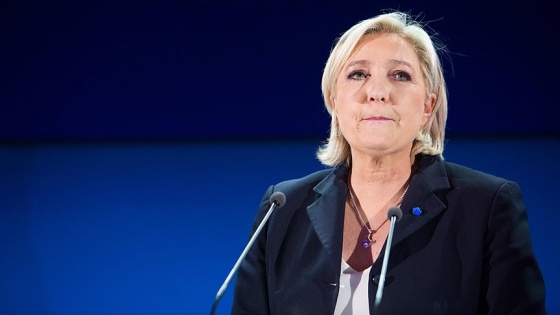 AP ve Le Pen arasında sahte danışman krizi