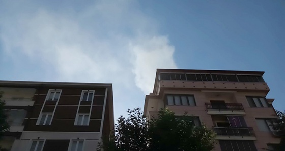 Apartman boşluğundaki yangın korkuttu